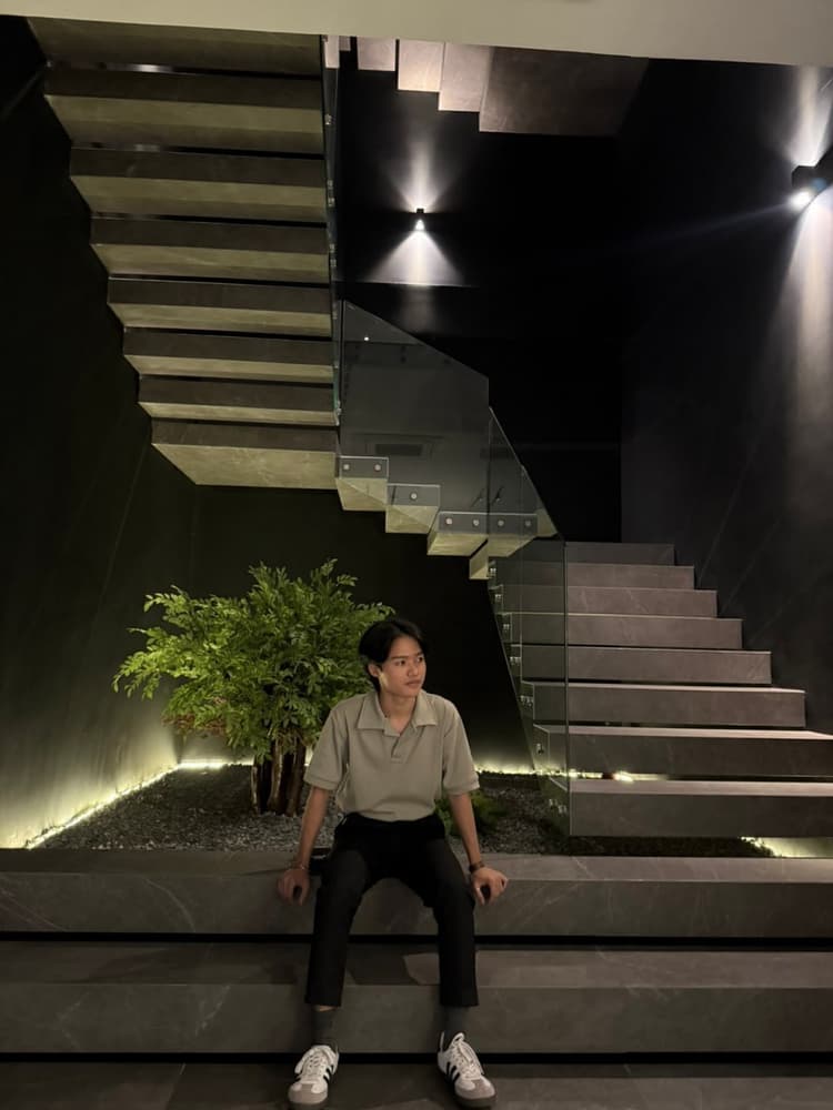 Min La Pyae Won (UK)